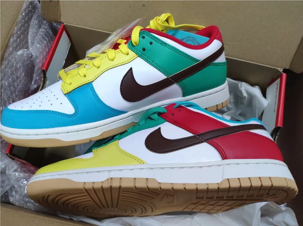 LF Nike Dunk Low SE Free.99 White review Derek Brown