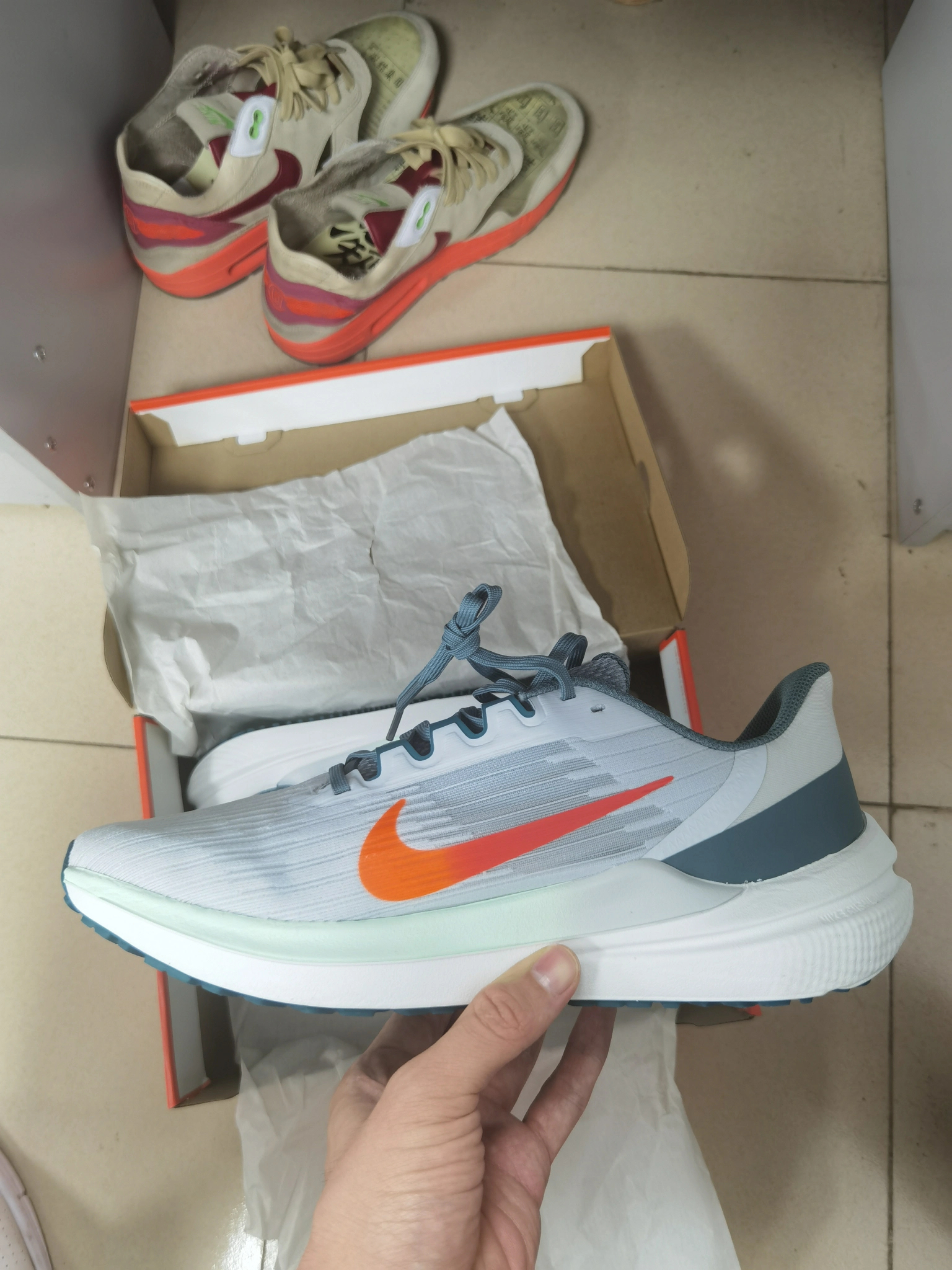 Nike Air Winflo 9 Pure Platinum Mineral review Hannah 02