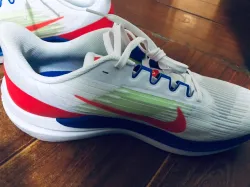 Nike Air Winflo 9 White Blue Red review Jordan 01