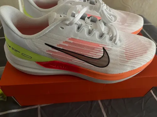 Nike Air Winflo 9 White Orange review 