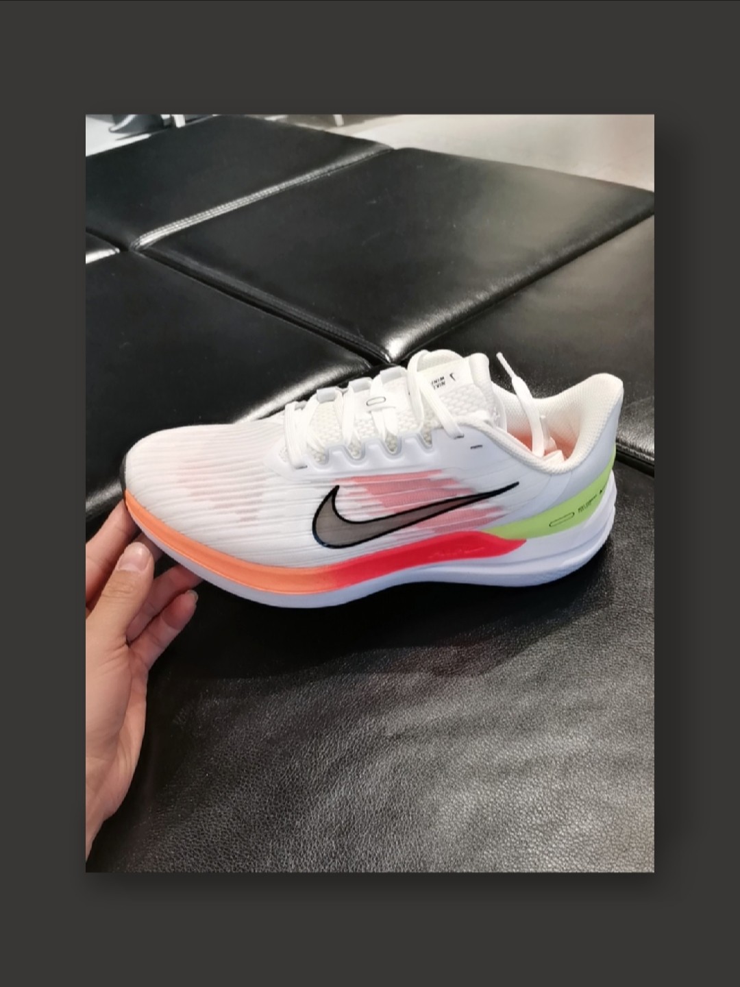 Nike Air Winflo 9 White Orange review Laura 02