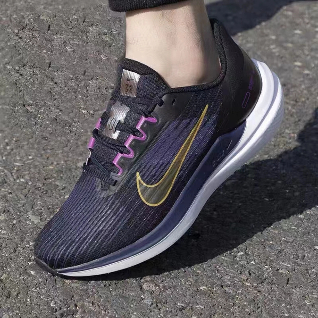 Nike Air Winflo 9 Black, Blue, and Yellow review Andrew