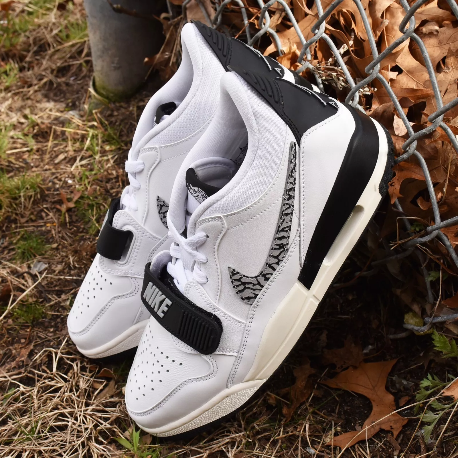 Air Jordan Legacy 312 Low White and Black review Coach