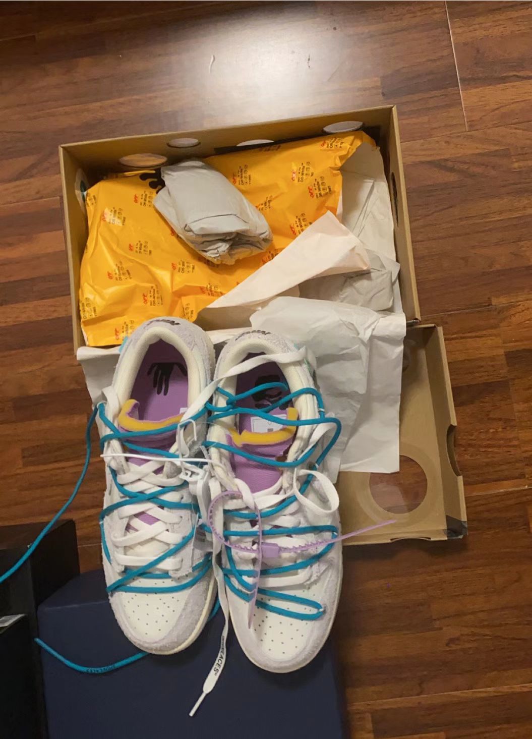 LF OFF WHITE x Nike Dunk SB Low The 50 NO.36 review 0