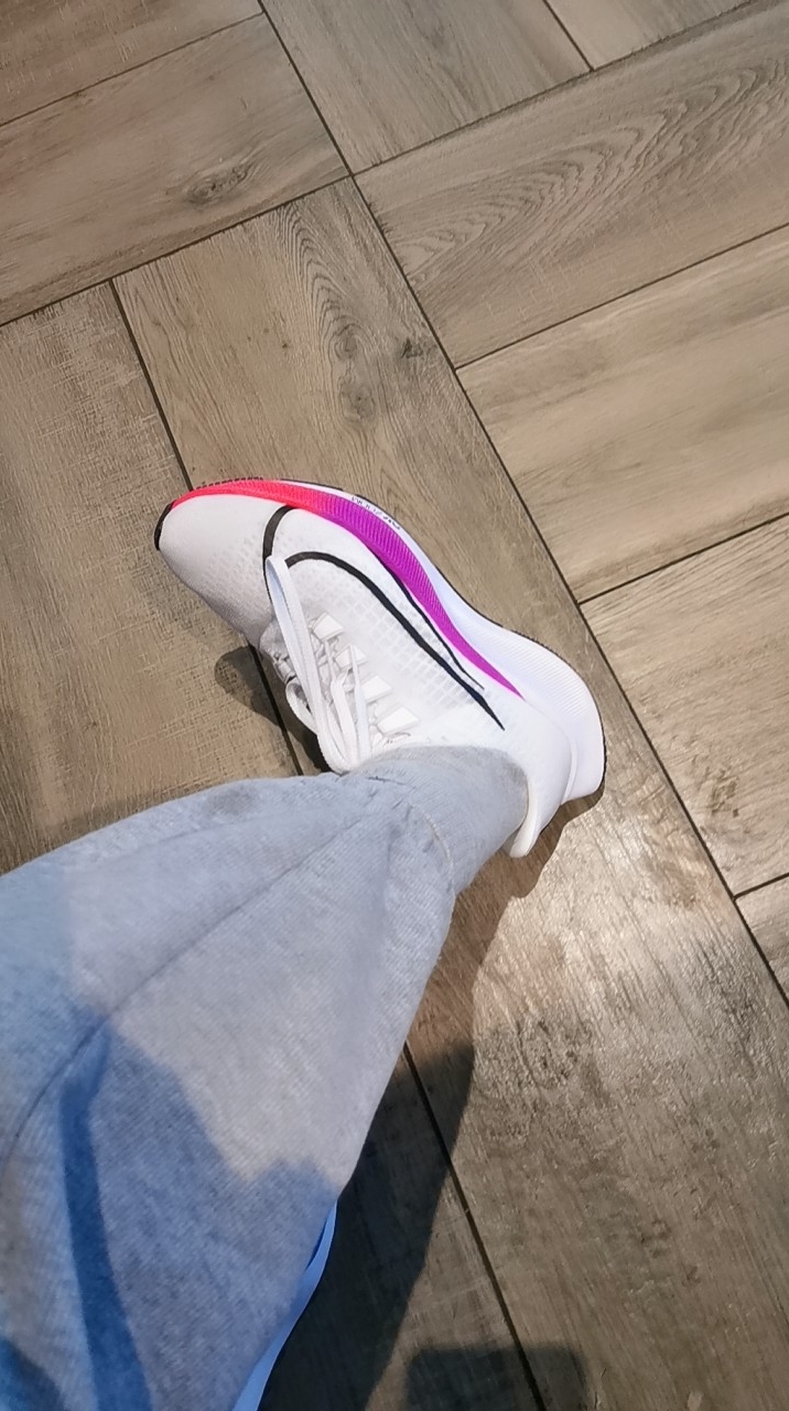 Nike AIR ZOOM PEGASUS 37 Rainbow White review Alex 02