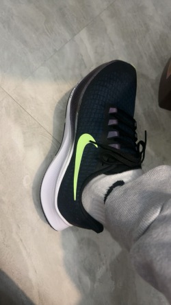 Nike AIR ZOOM PEGASUS 37 Black Green review Brittany