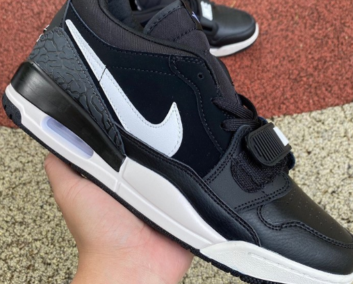 Air Jordan Legacy 312 Low Black Anthracite review Valley 02