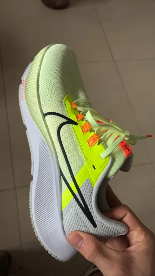 Nike AIR ZOOM PEGASUS 38 Fluorescent Yellow review 
