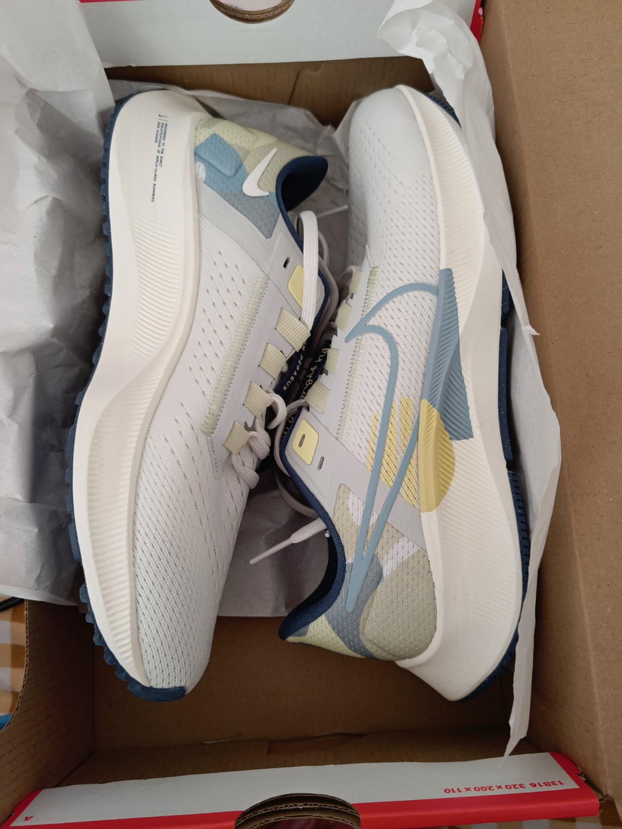 Nike AIR ZOOM PEGASUS 38 Beige Green review Olivia