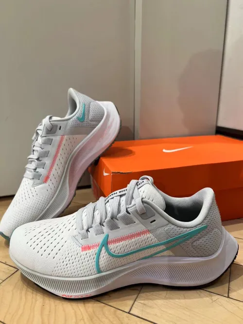 Nike AIR ZOOM PEGASUS 38 Grayish Green review 