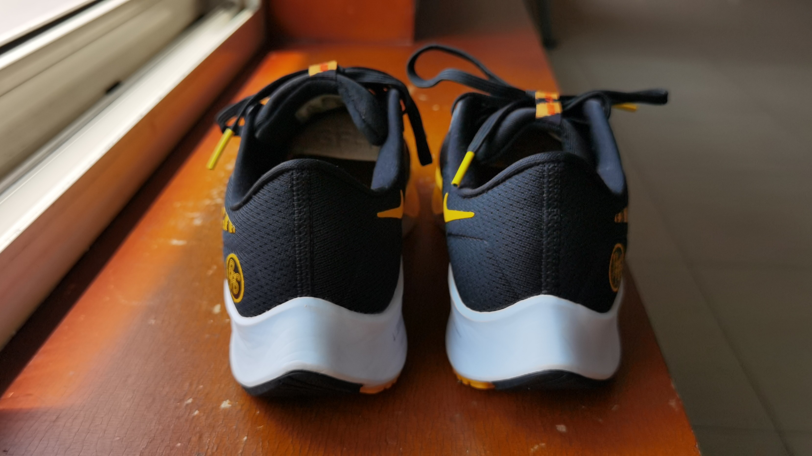 Nike AIR ZOOM PEGASUS 38 Black Yellow review Ethan 03