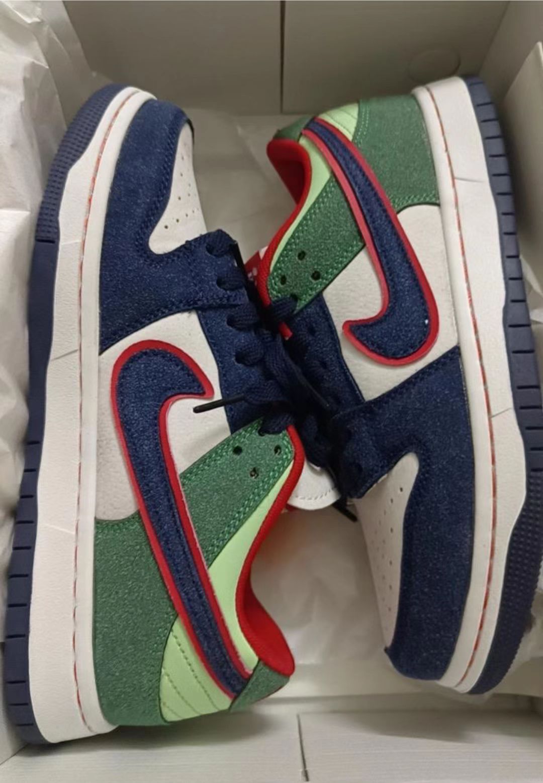 LF Otomo Katsuhiro x Nike SB Dunk Low Steamboy OST  Green Blue Red review Leeann