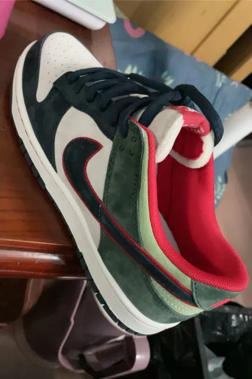 LF Otomo Katsuhiro x Nike SB Dunk Low Steamboy OST  Green Blue Red review 