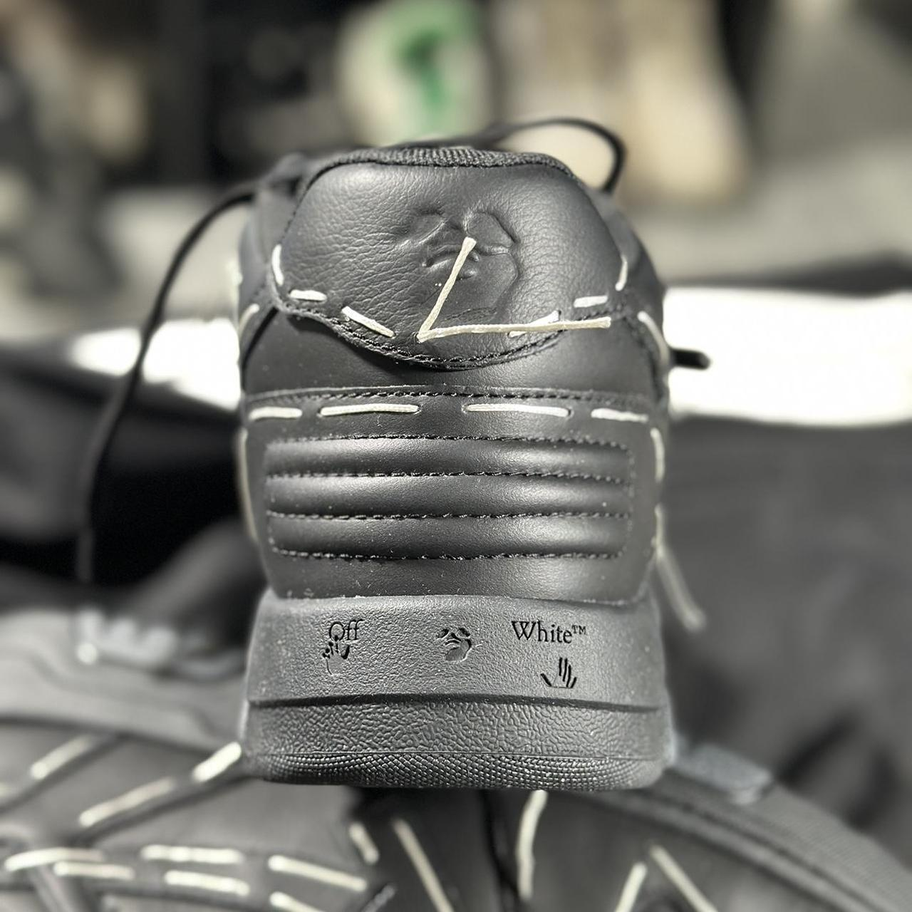 OFF-WHITE Out Of Black White Line review Kindle Customer 01