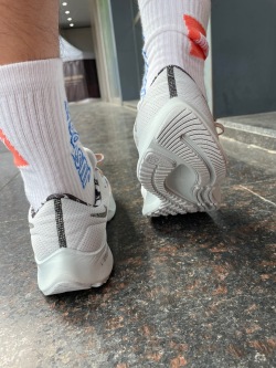 Nike AIR ZOOM PEGASUS 38 Grey White OrangeDC4520-100 review Emma 03