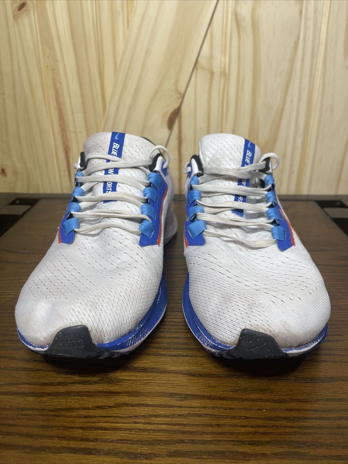 Nike AIR ZOOM PEGASUS 38 White Blue Orange review Chloe 05
