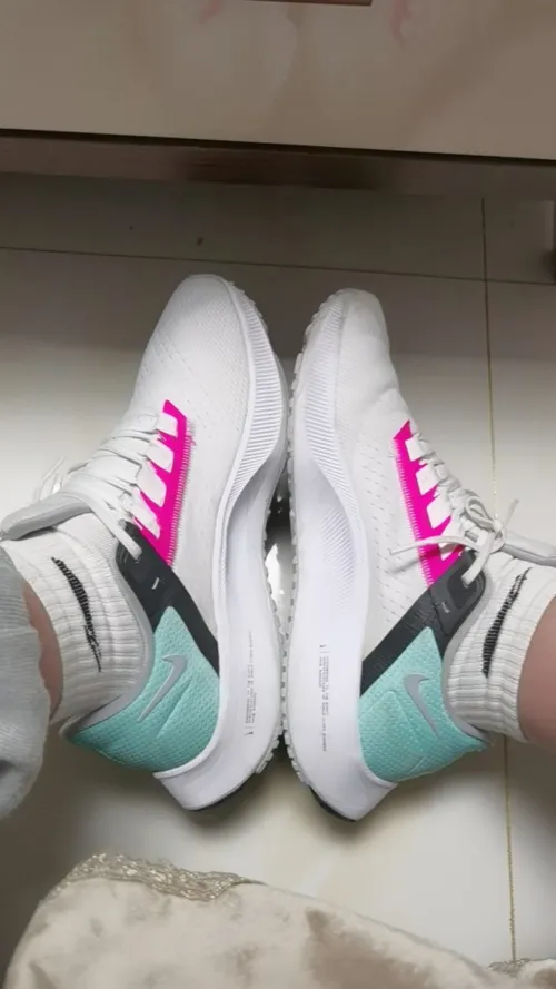 Nike AIR ZOOM PEGASUS 38 White Pink Green review 