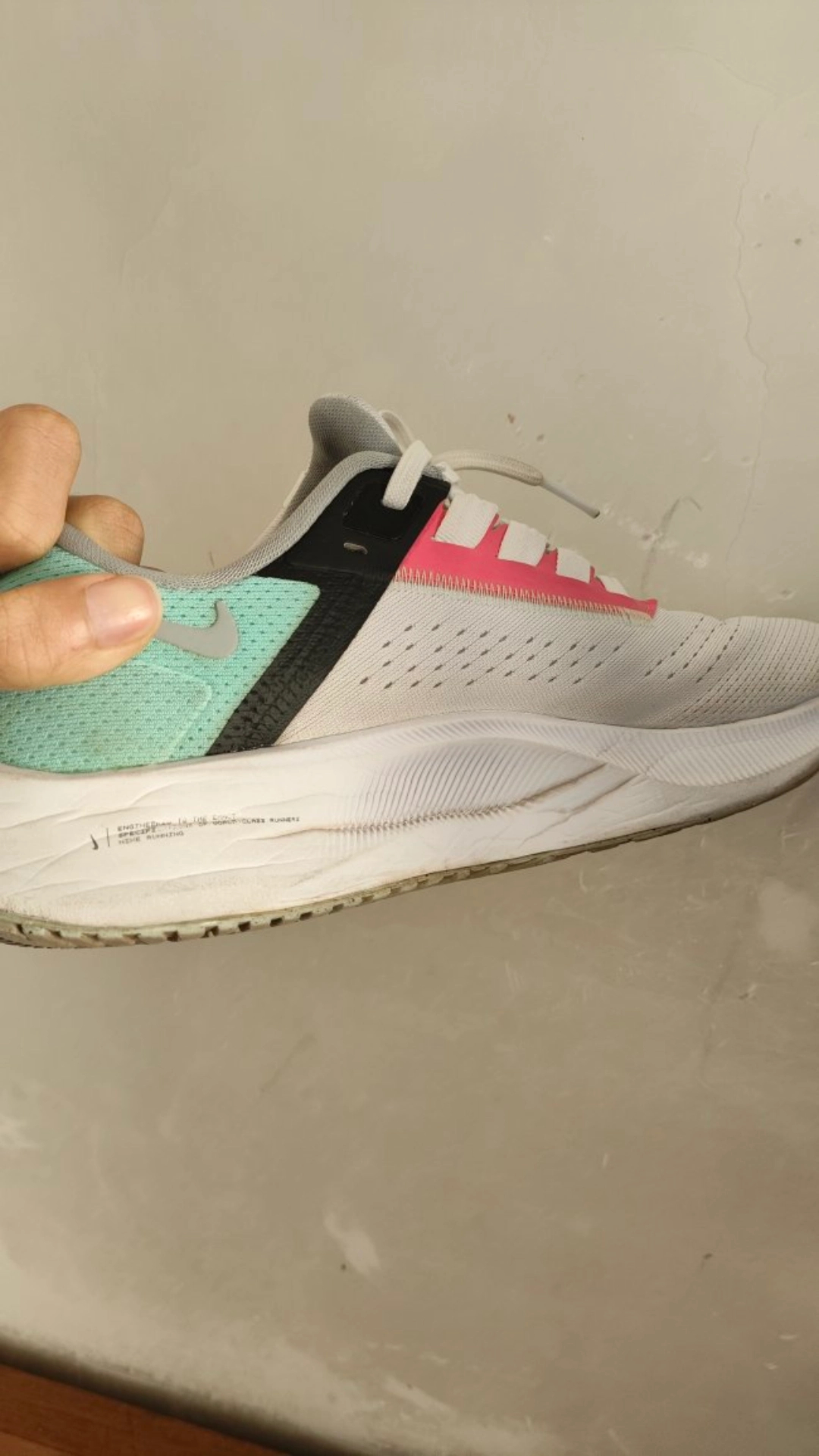 Nike AIR ZOOM PEGASUS 38 White Pink Green review Ryan 01