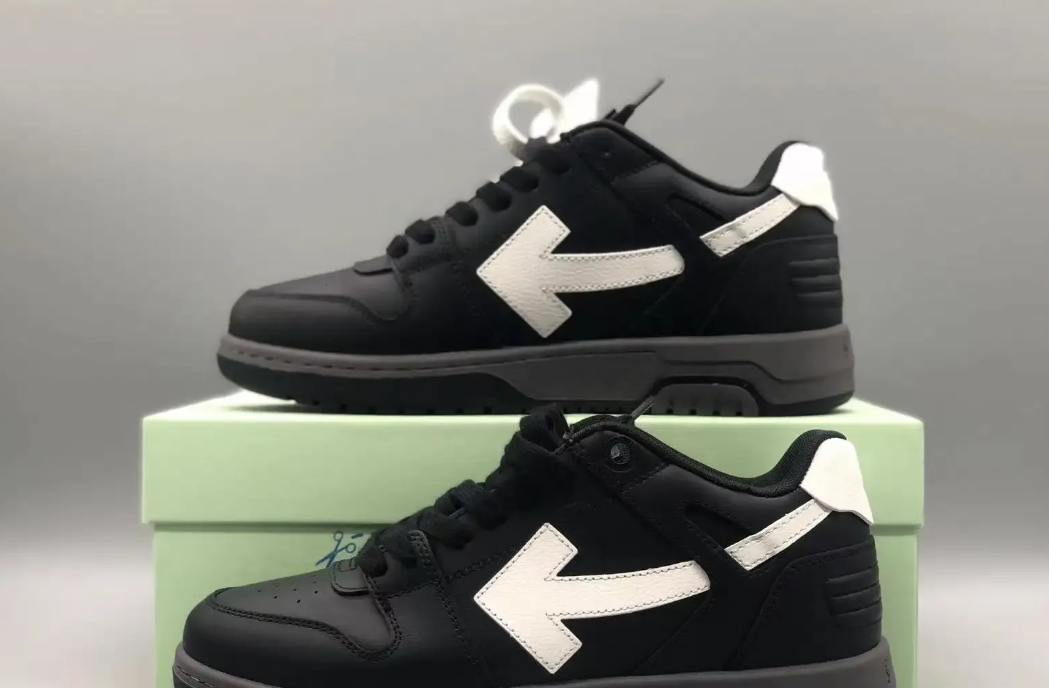 OFF-WHITE Out Of Black Skin And White Tail review Radwa Aziz 03