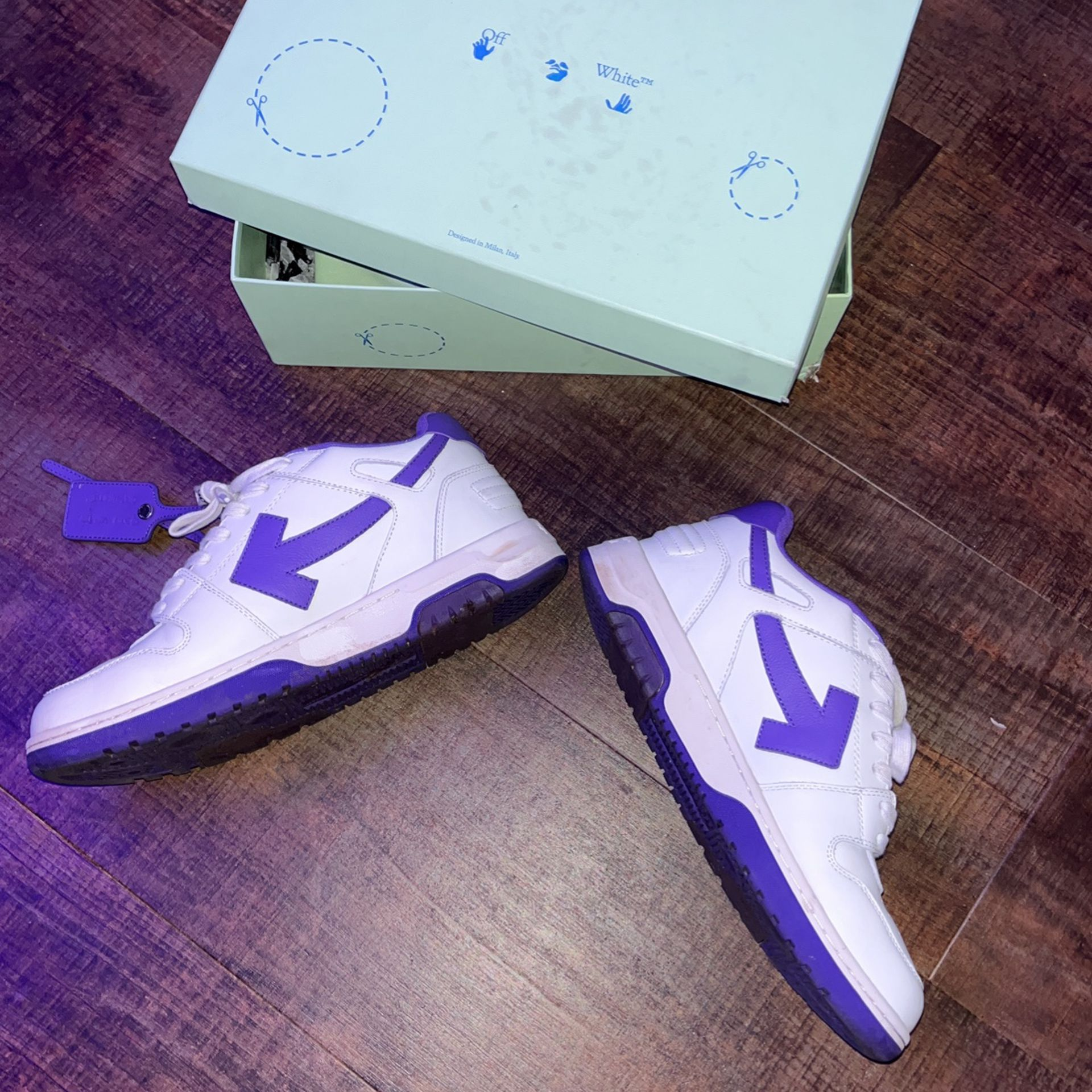 OFF-WHITE Out Of PAICU review Carmen 01