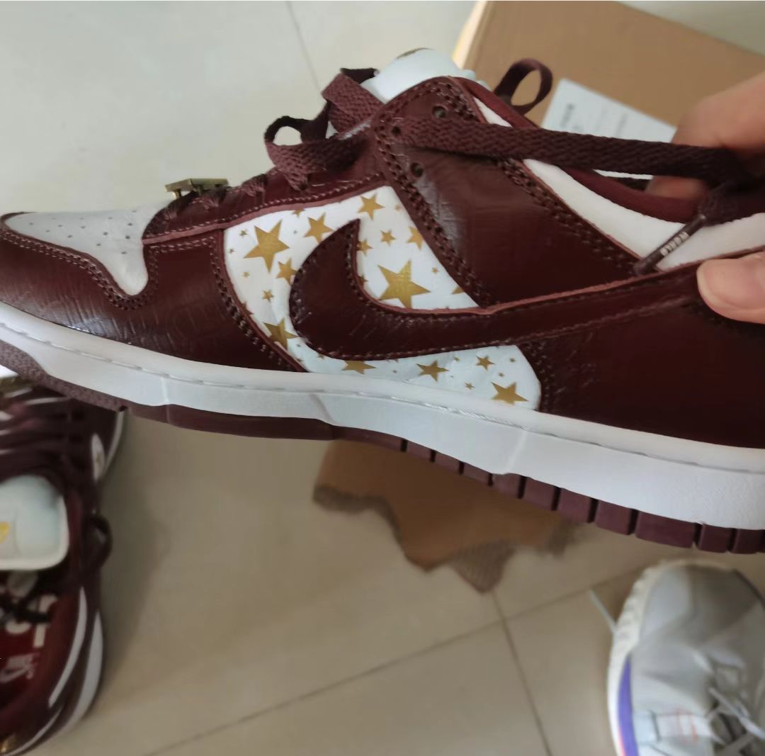 OG Supreme x Nike SB Dunk Low “Barkroot Brown” review Grimmer