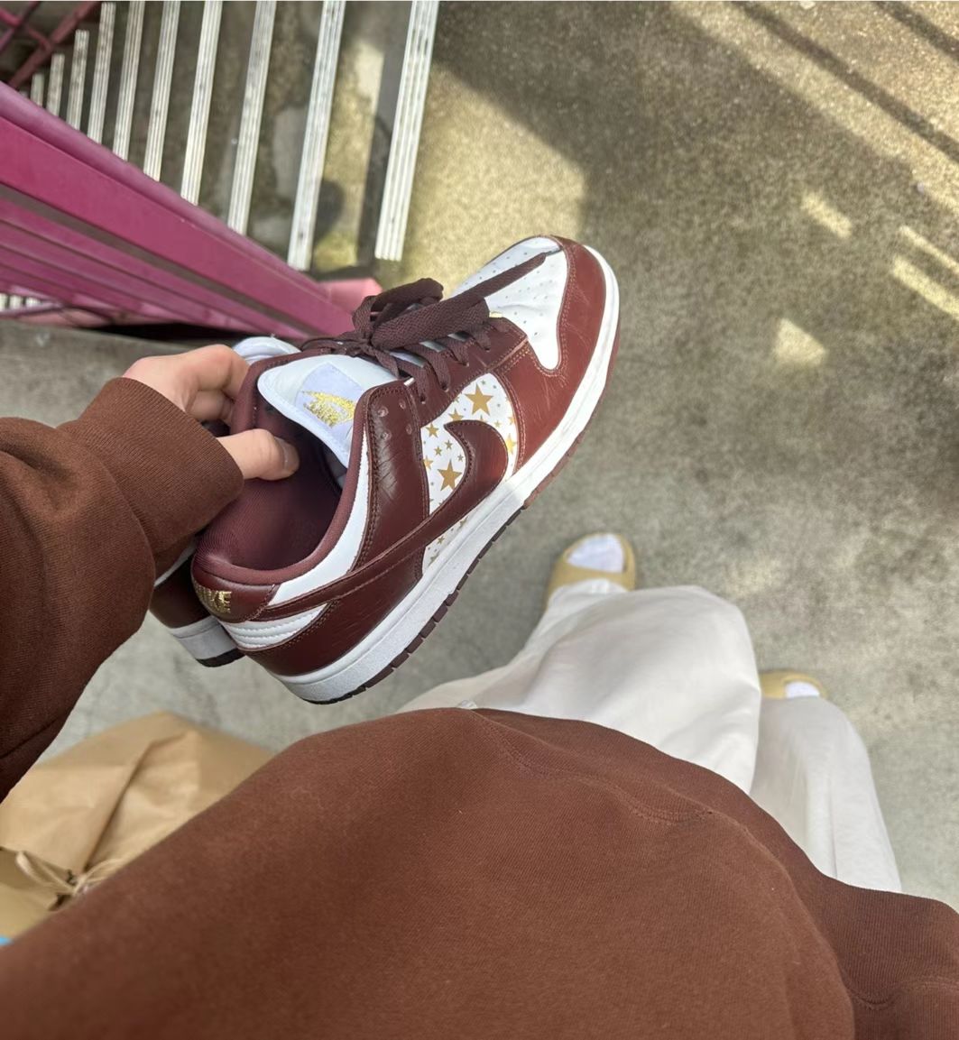 OG Supreme x Nike SB Dunk Low “Barkroot Brown” review Rebecca