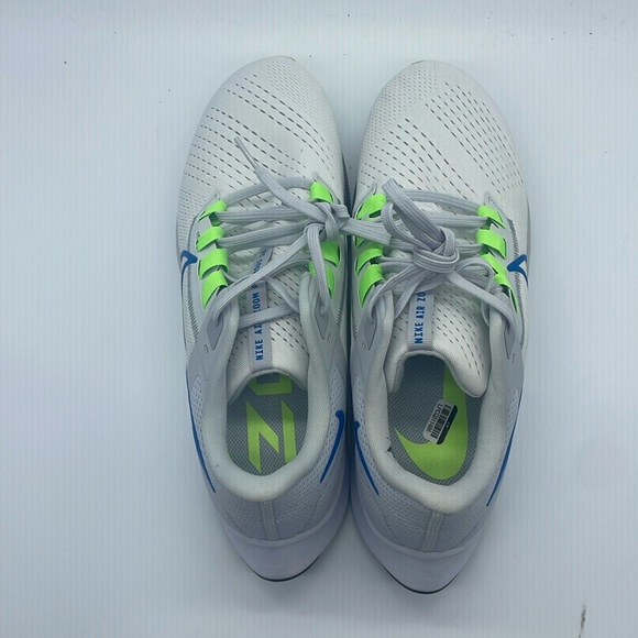 Nike AIR ZOOM PEGASUS 38 White Green Blue Tick review Thomas 02