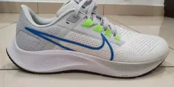  Nike AIR ZOOM PEGASUS 38 White Green Blue Tick review Sam 01