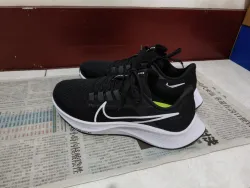 Nike AIR ZOOM PEGASUS 38 Black And White review Chris 04