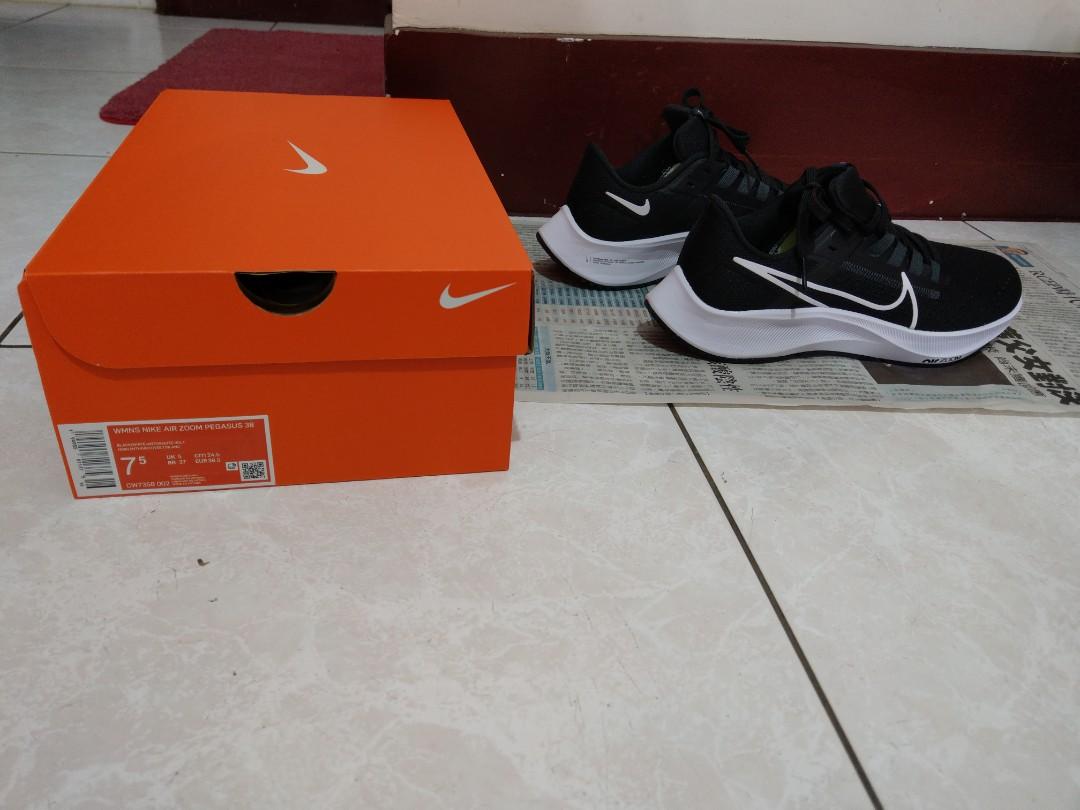 Nike AIR ZOOM PEGASUS 38 Black And White review Chris 05