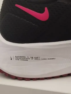 Nike AIR ZOOM PEGASUS 38 Black Red review Chloe 06