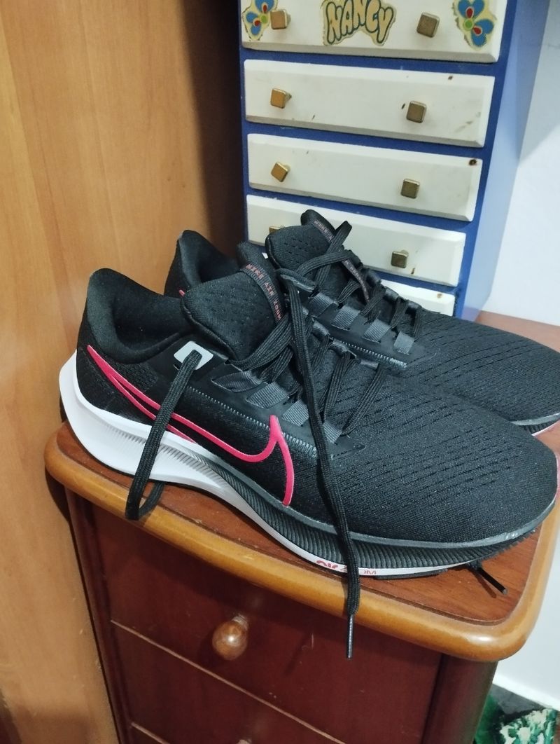 Nike AIR ZOOM PEGASUS 38 Black Red review Josh 02