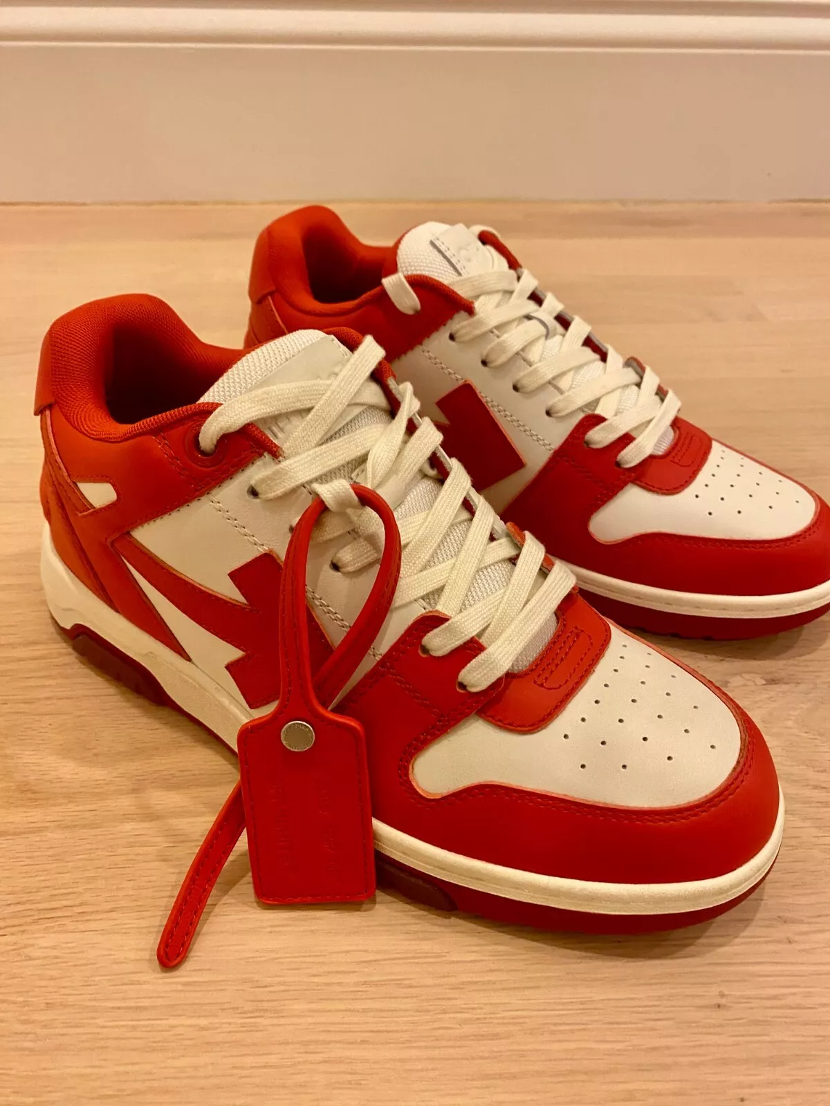 OFF-WHITE Out Of Office Red And White review Kyle 03