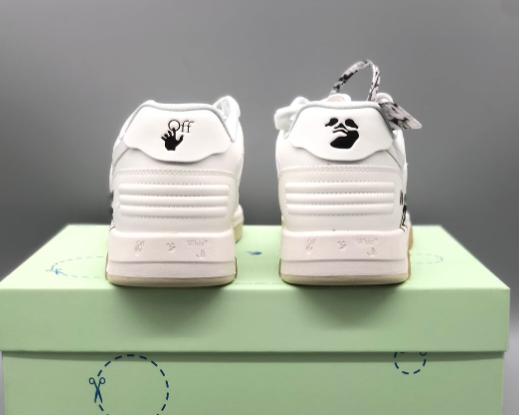 OFF-WHITE Out Of Office Cloud White review Abe 02