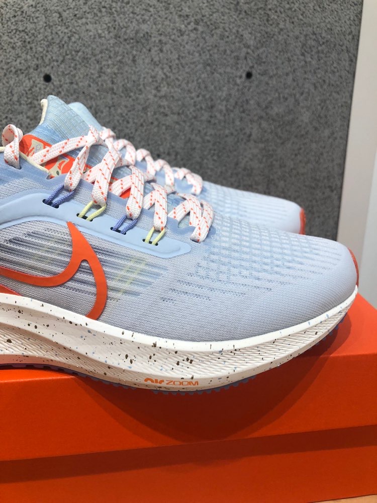 Nike Air Zoom Pegasus 39 Light Thistle Safety Orange review Alex 03