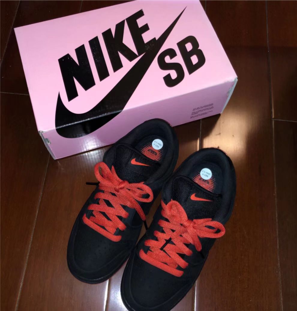 GB Nike Dunk SB Low “Pigeon” review Anna 02