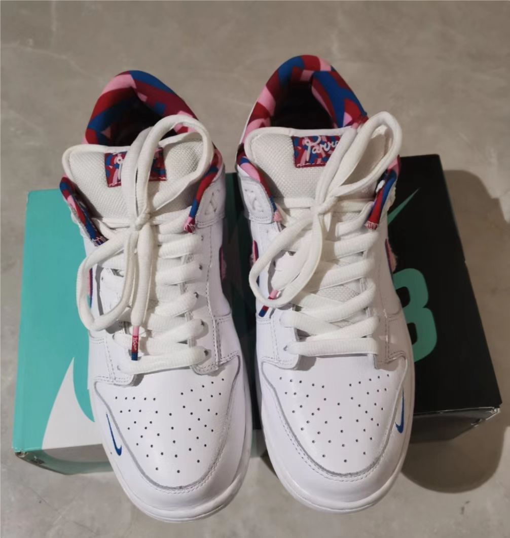 GB Parra Nike SB Dunk Low OG White review Place 02