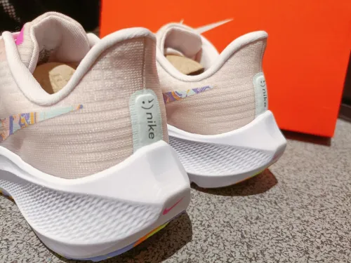 Nike Air Zoom Pegasus 39 Camo pink review 