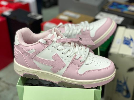 OFF-WHITE Out Of Office Pink White review Reyes
