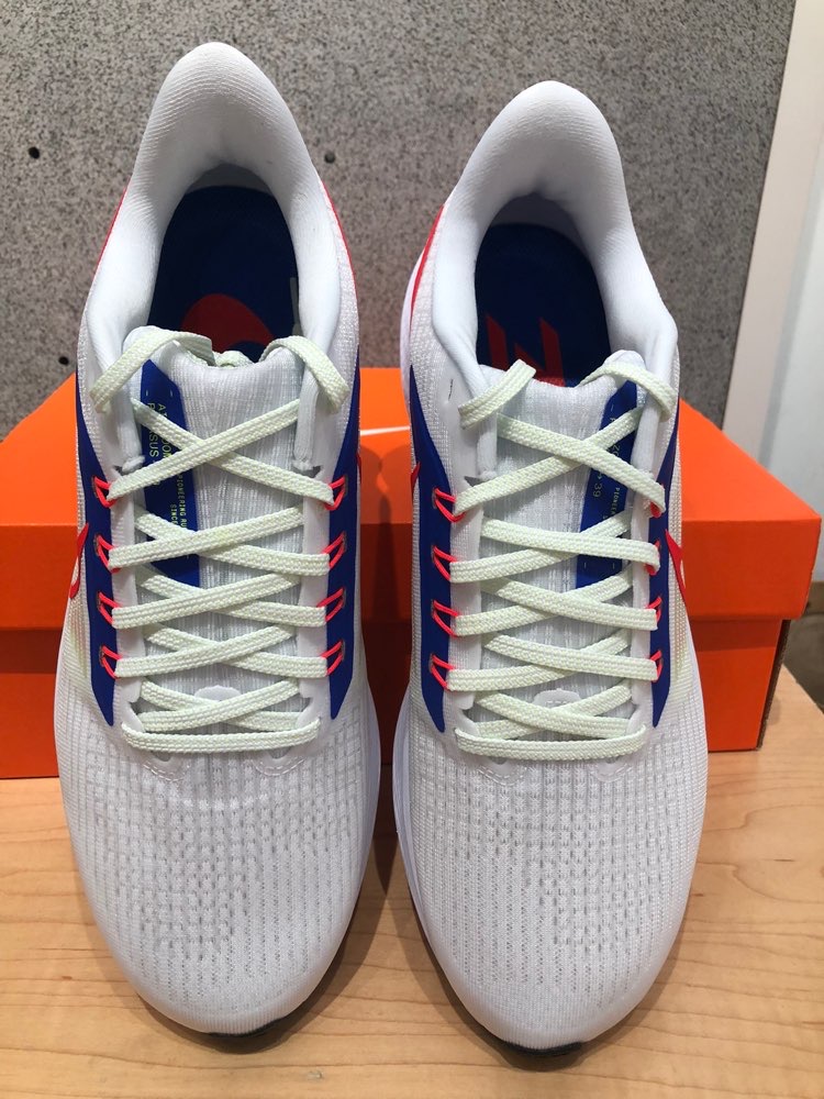Nike Air Zoom Pegasus 39 White Blue Red-7 review Kevin 05
