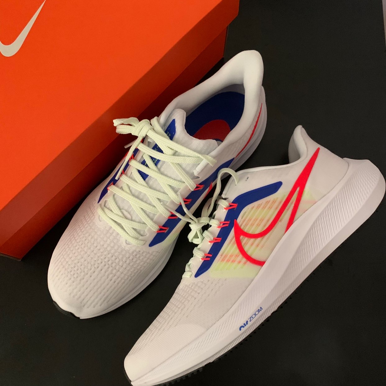 Nike Air Zoom Pegasus 39 White Blue Red-7 review Emily 04