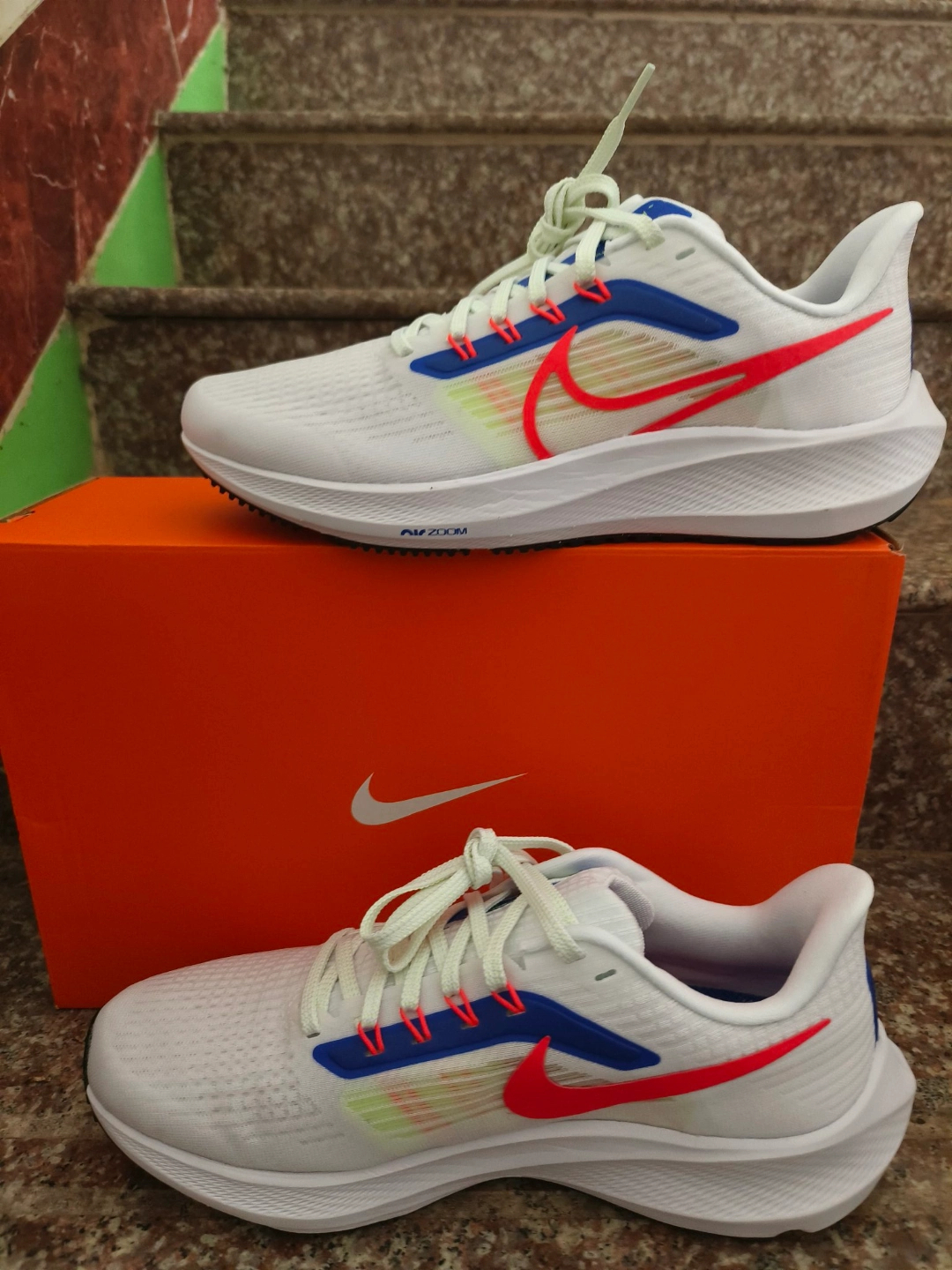 Nike Air Zoom Pegasus 39 White Blue Red-7 review Haley 01