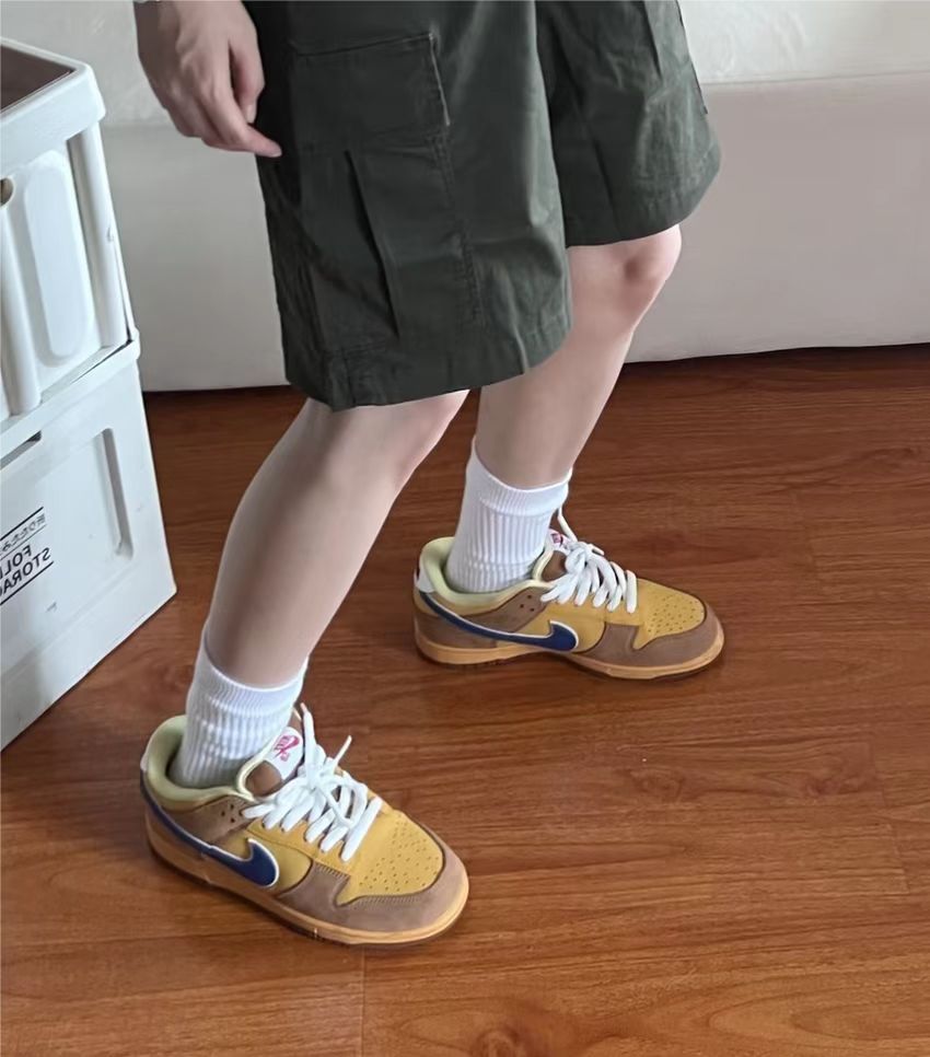 GB Nike SB Dunk Low Premium "Newcastle Brown Ale" review Derek Brown 02