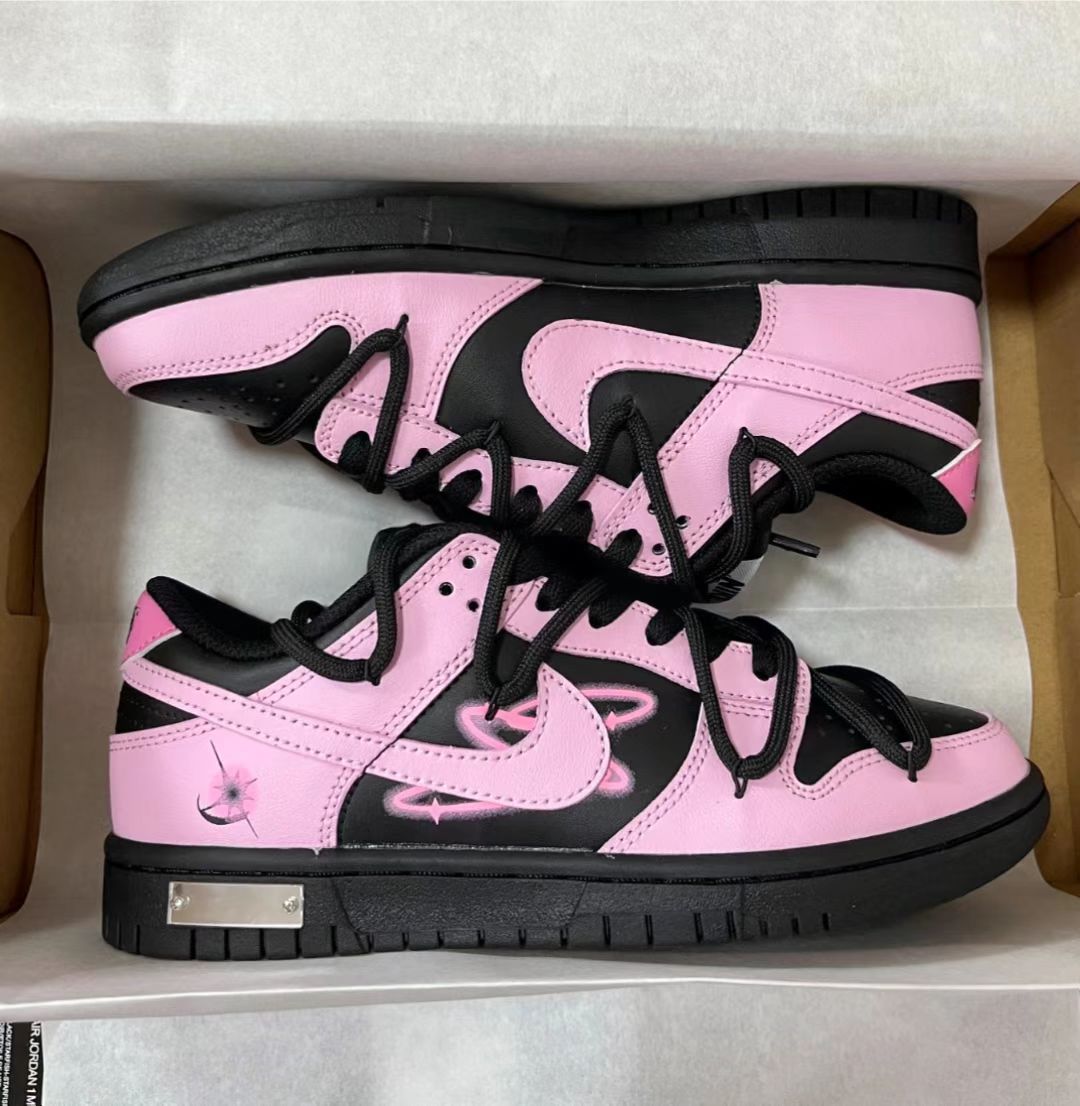 Nike Dunk Low Neon Interstellar review Kevin