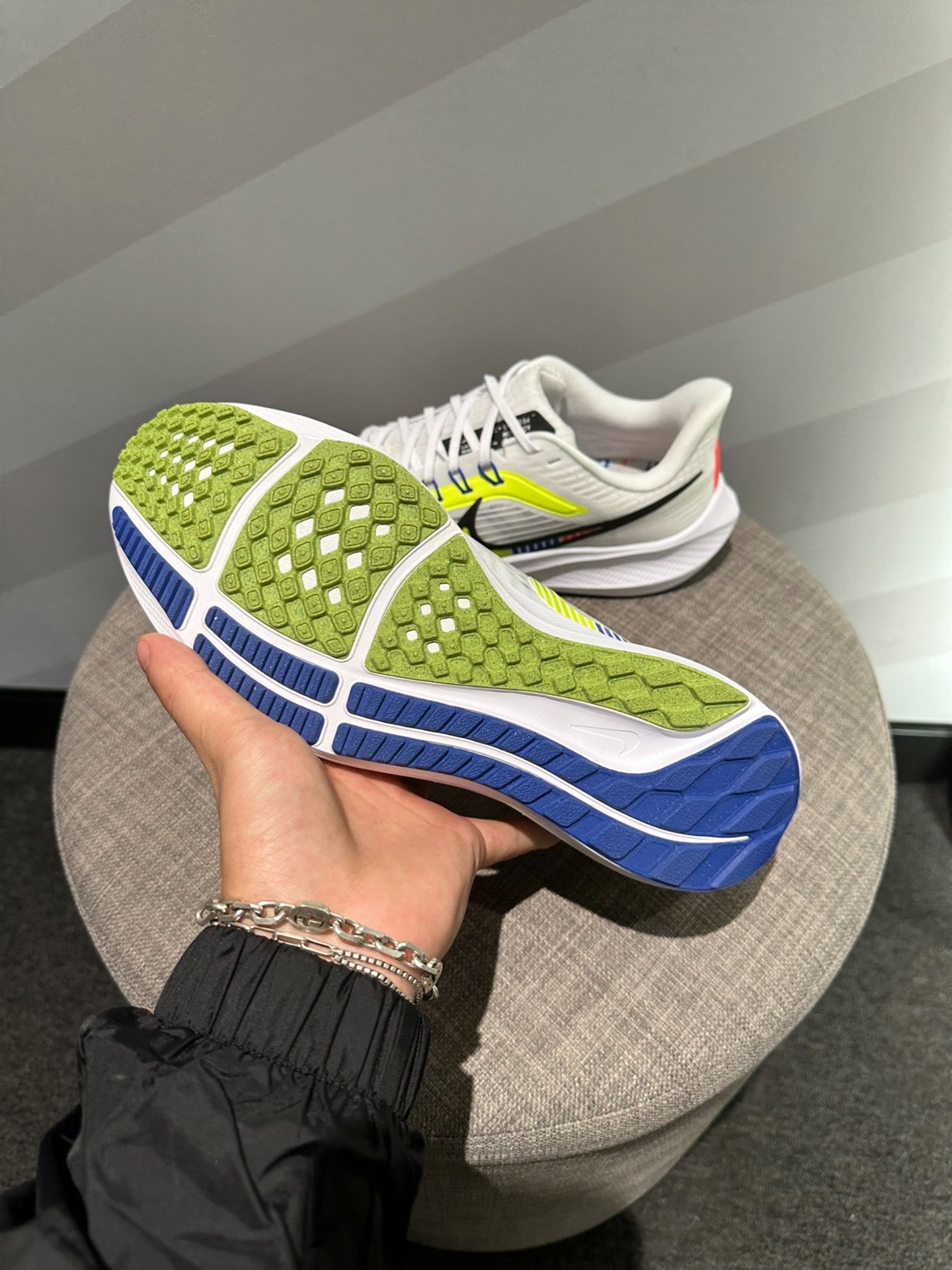 Nike Air Zoom Pegasus 39 Barely White yellow review Ava 01