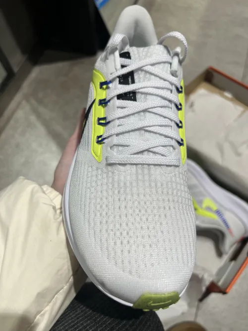 Nike Air Zoom Pegasus 39 Barely White yellow review 