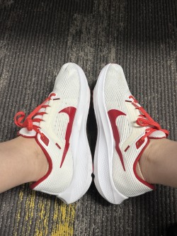 Nike Air Zoom Pegasus 40 White Red review Morgan 02