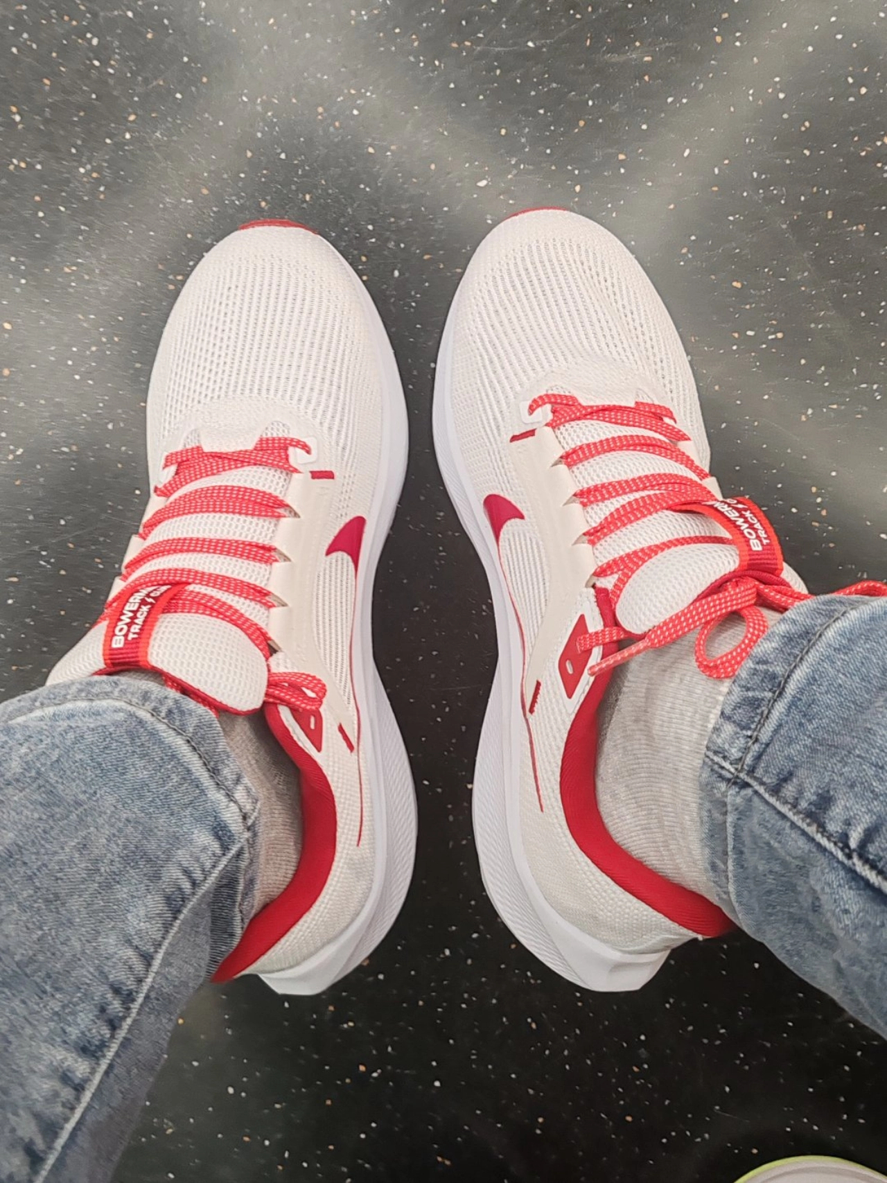 Nike Air Zoom Pegasus 40 White Red review Taylor 03