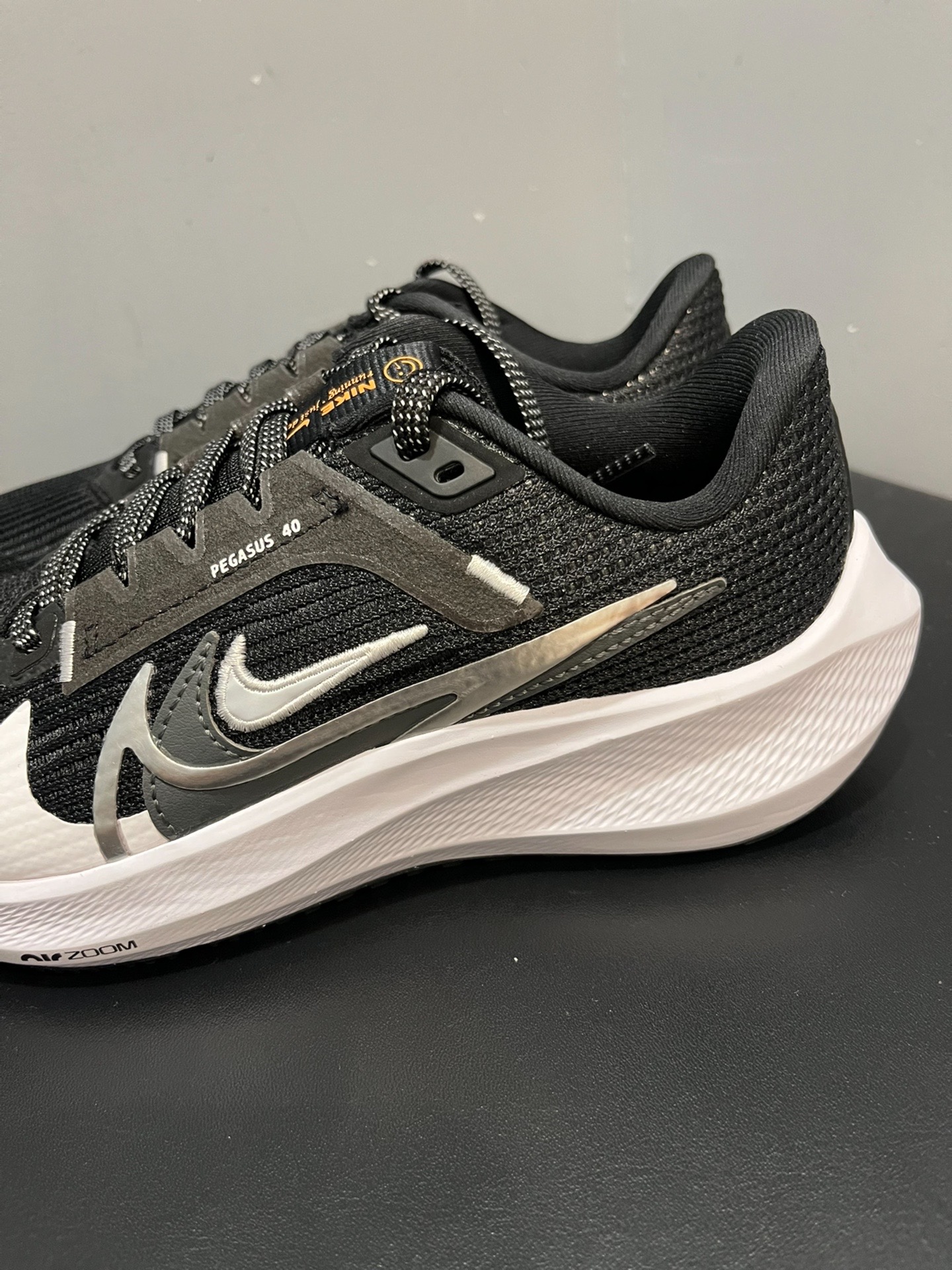 Nike Air Zoom Pegasus 40 Black and White Three Hooks review Bailey 05