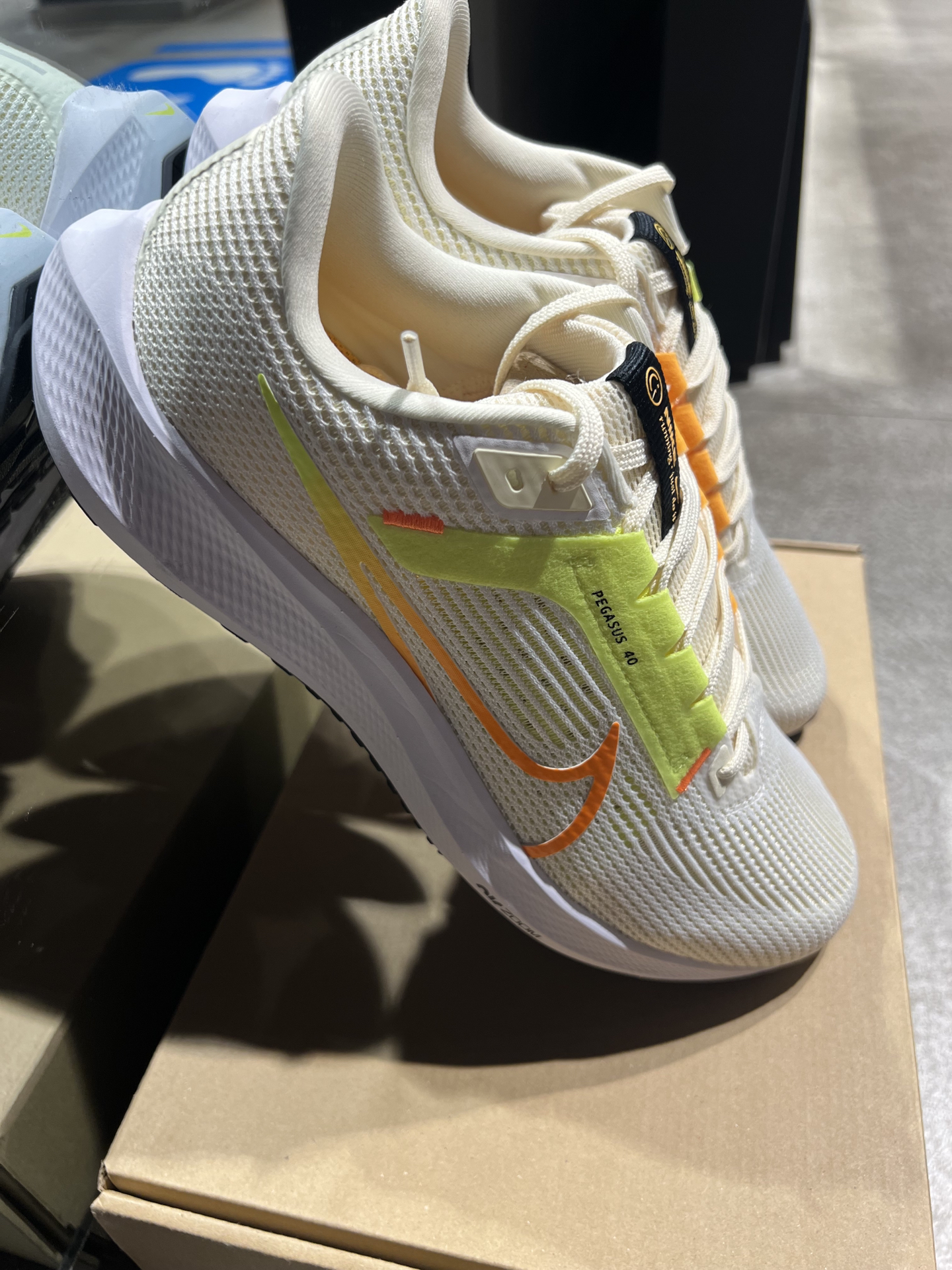 Nike Air Zoom Pegasus 40 White Yellow review Taylor 05